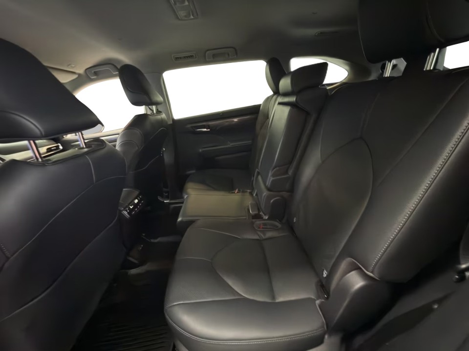 Toyota Highlander Luxury - foto 16
