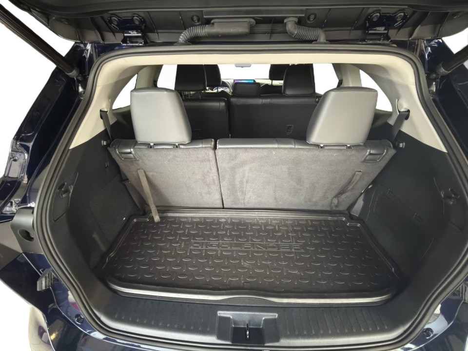 Toyota Highlander Luxury - foto 18