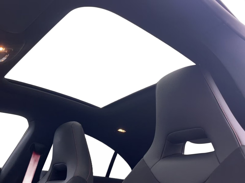 Mercedes-Benz CLA AMG 35 4MATIC - foto 10