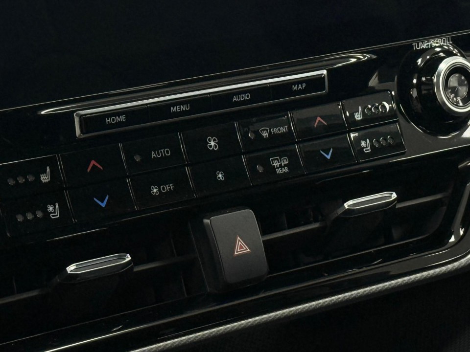 Toyota Highlander Luxury - foto 17