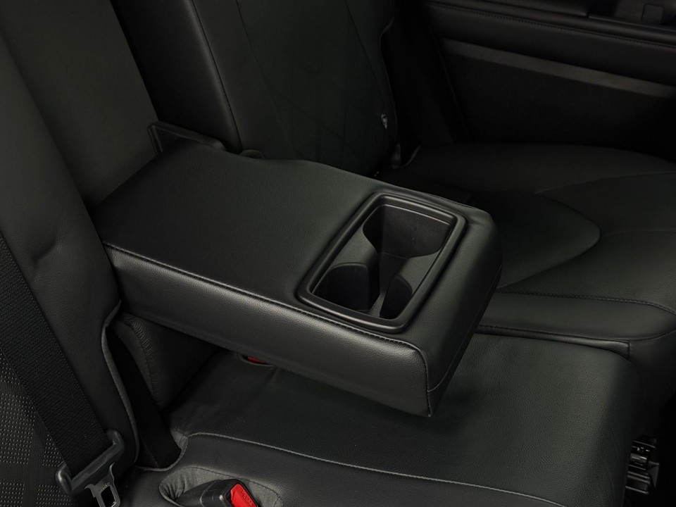 Toyota Highlander Luxury - foto 18