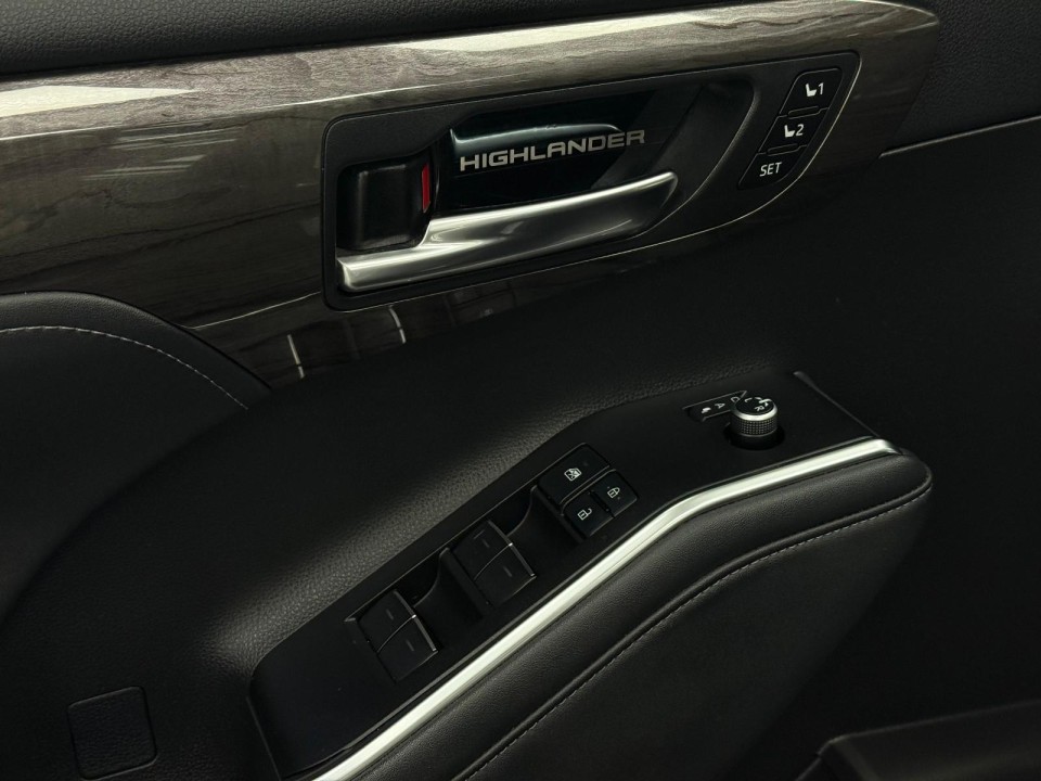 Toyota Highlander Luxury - foto 26