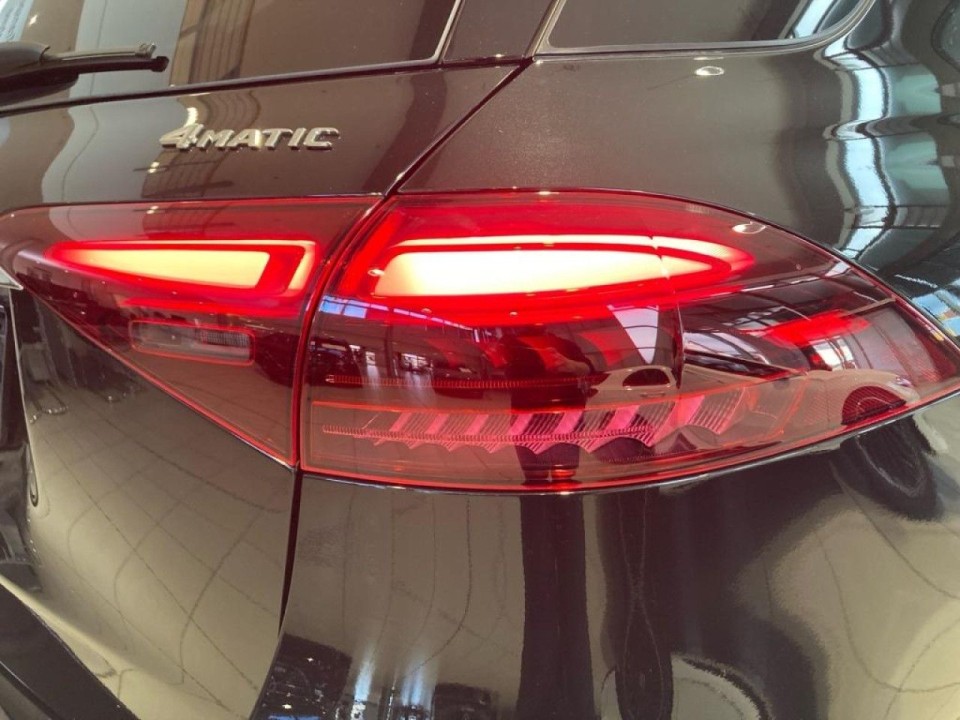 Mercedes-Benz GLE 400e 4MATIC - foto 16