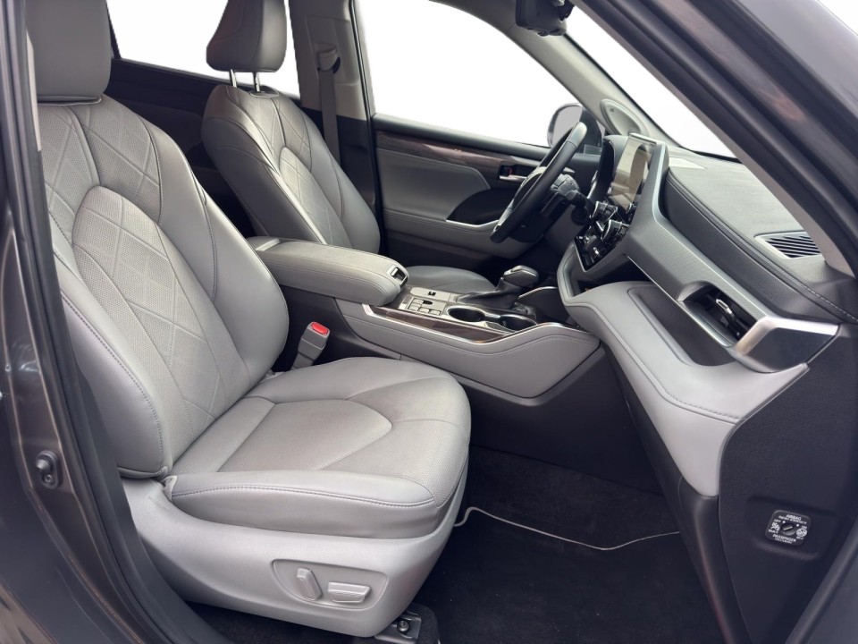 Toyota Highlander Luxury - foto 11