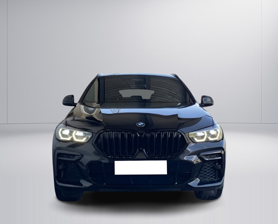 BMW X6 xDrive40d M-Sport (2)