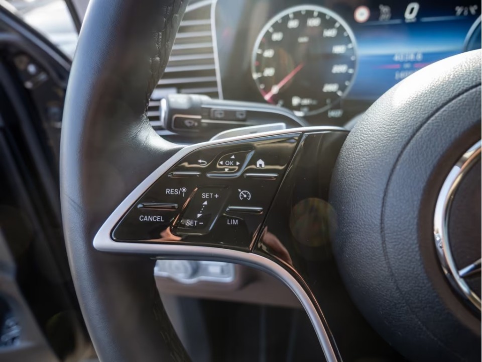 Mercedes-Benz GLE 400e 4MATIC AMG Line - foto 6