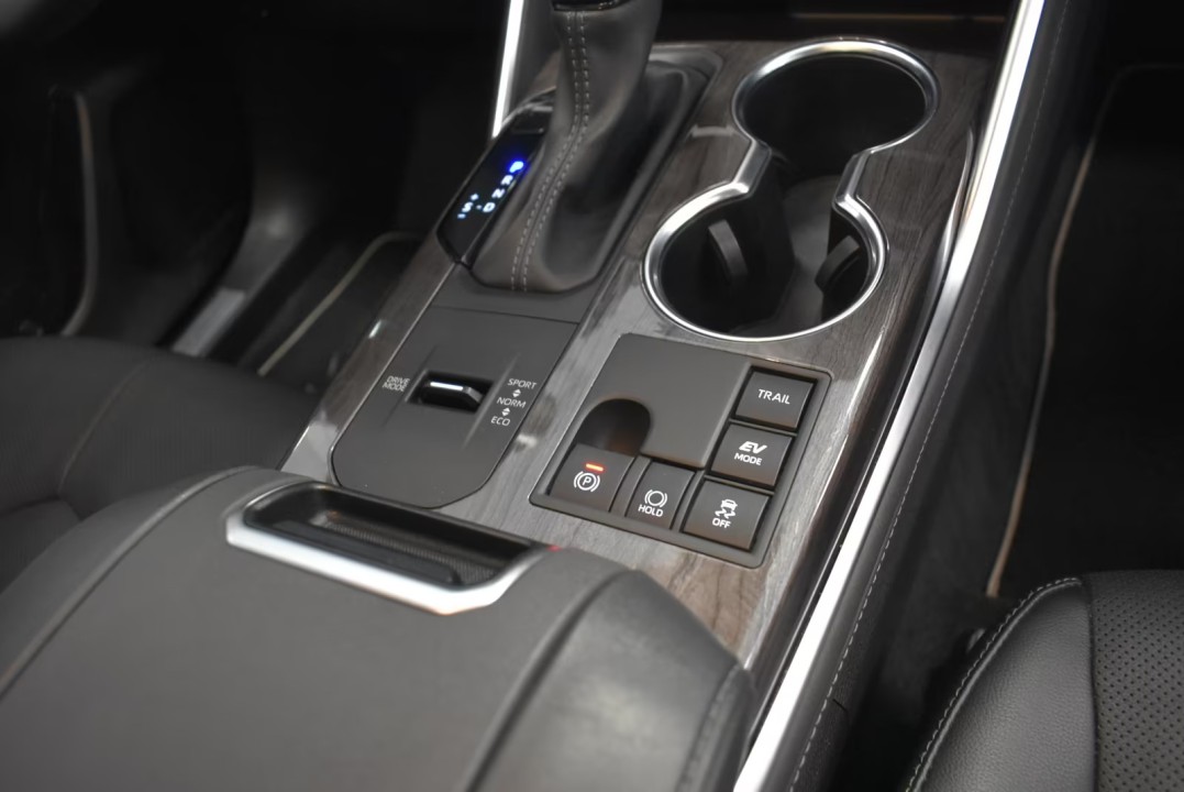 Toyota Highlander Luxury - foto 10