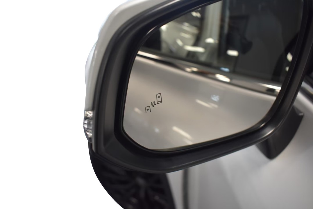 Toyota Highlander Luxury - foto 18