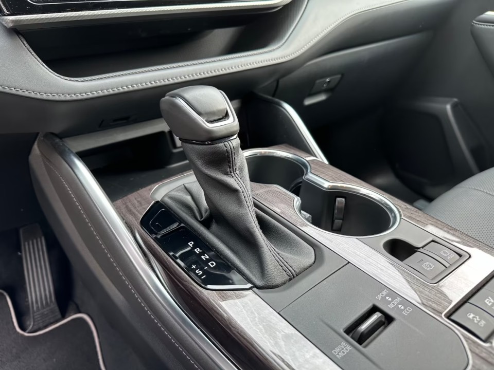 Toyota Highlander Luxury - foto 7