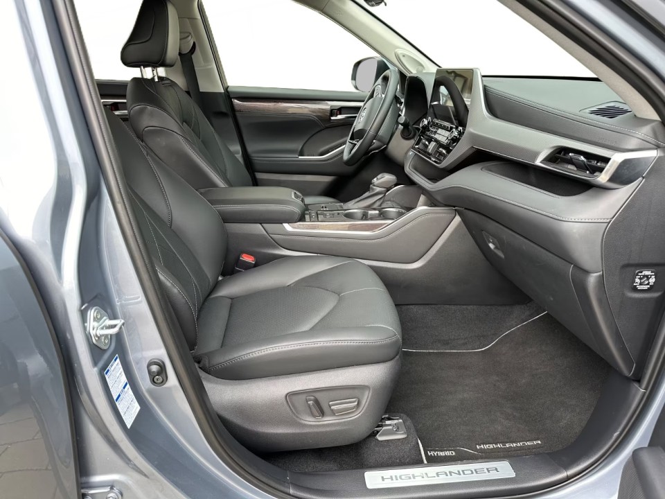 Toyota Highlander Luxury - foto 6