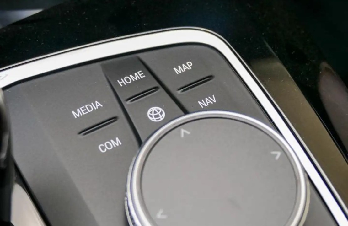 BMW X4 xDrive20i M-Sport - foto 10