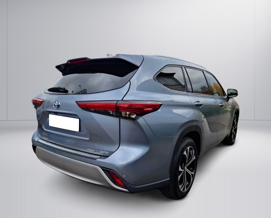 Toyota Highlander Luxury (3)