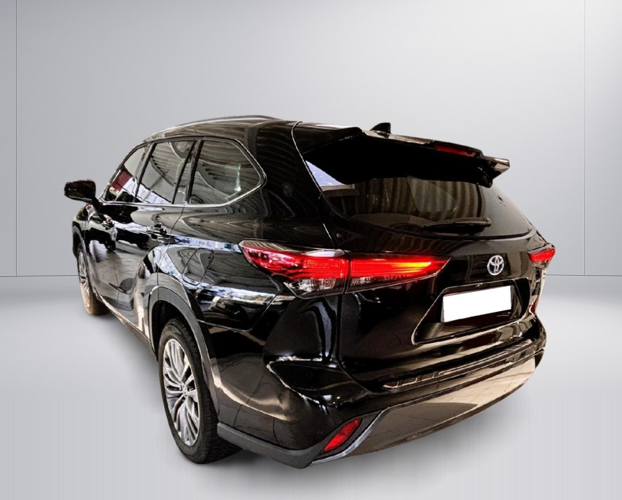 Toyota Highlander Executive (4)