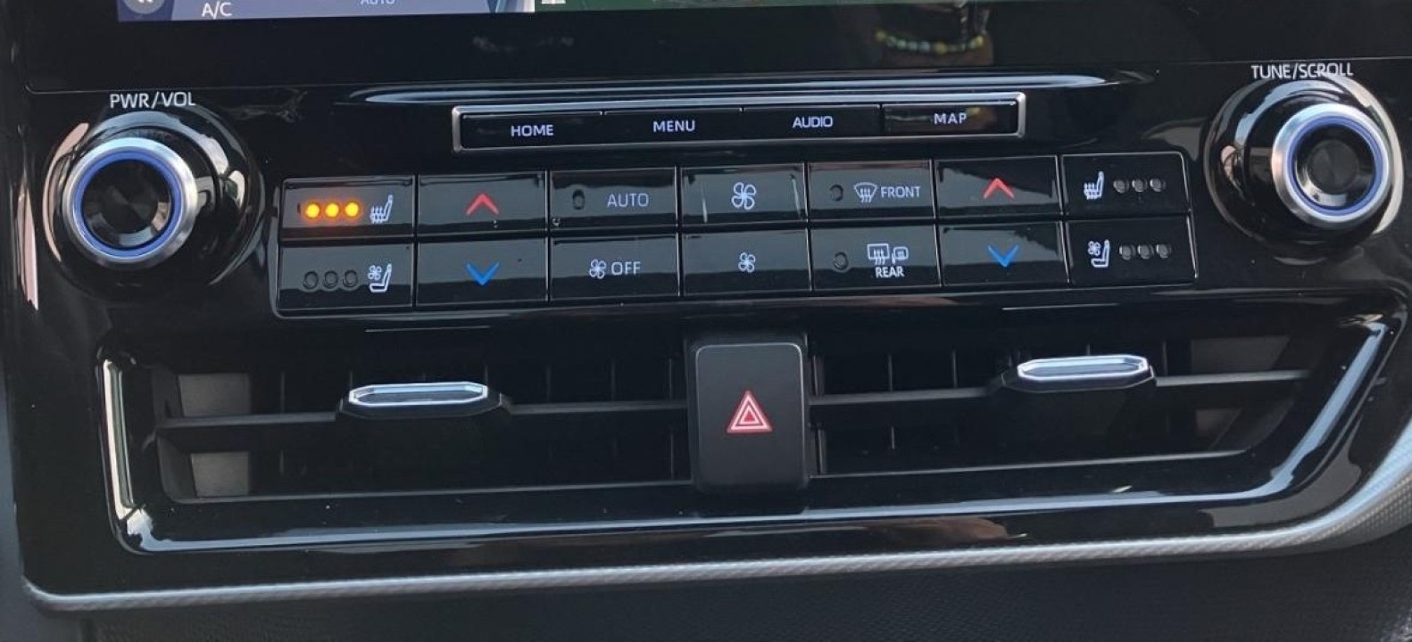 Toyota Highlander Luxury - foto 12