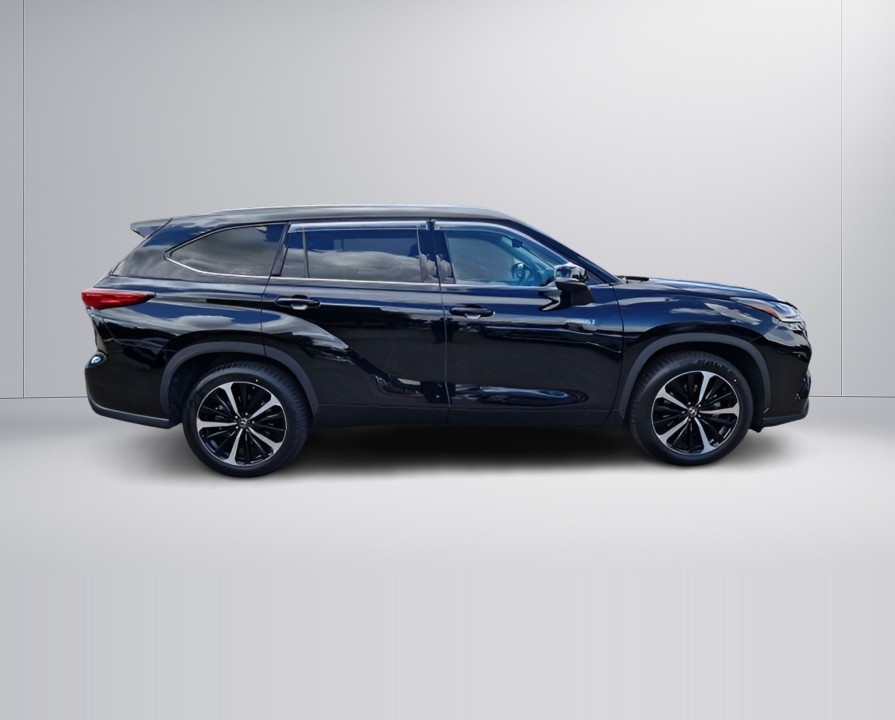 Toyota Highlander Luxury (2)