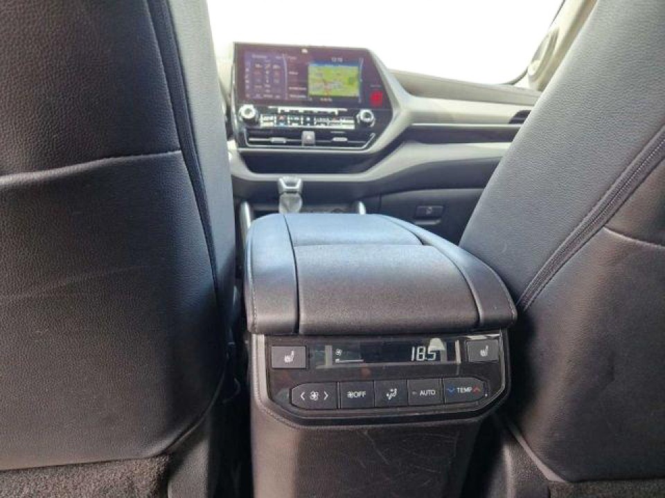 Toyota Highlander Luxury - foto 13