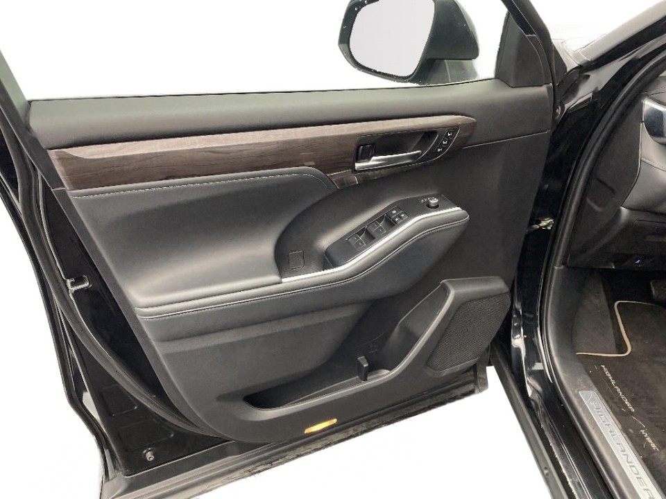 Toyota Highlander Luxury - foto 11