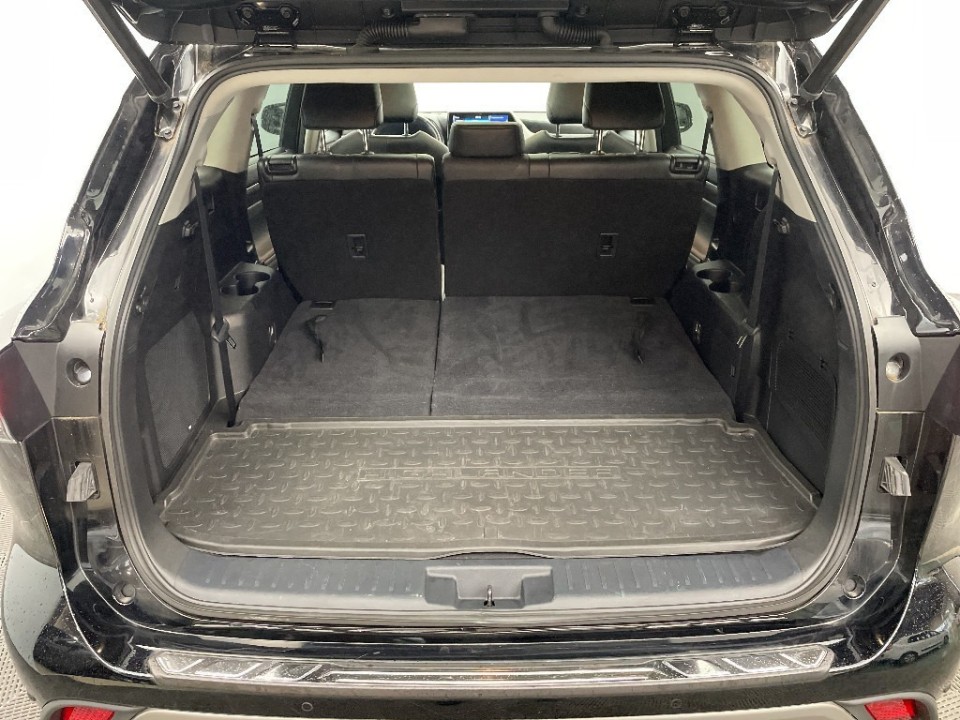 Toyota Highlander Luxury - foto 13