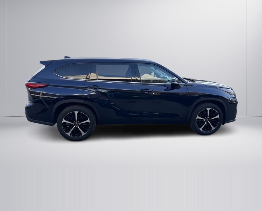 Toyota Highlander Executive (3)