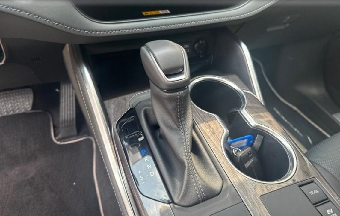 Toyota Highlander Lounge - foto 11