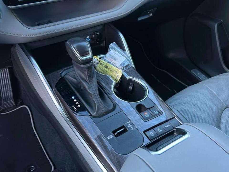 Toyota Highlander Executive - foto 14