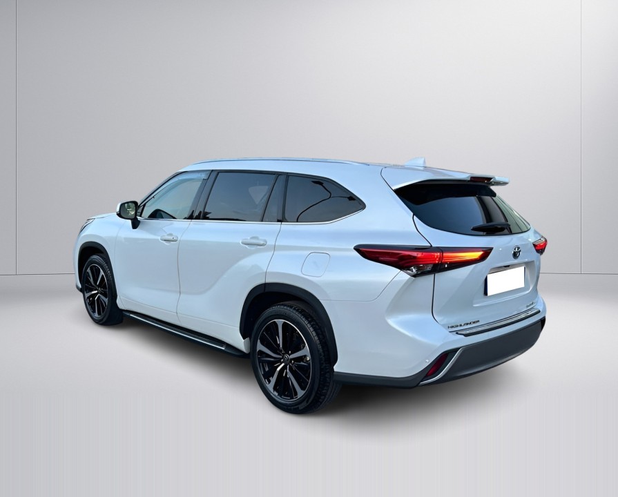 Toyota Highlander Executive (5)