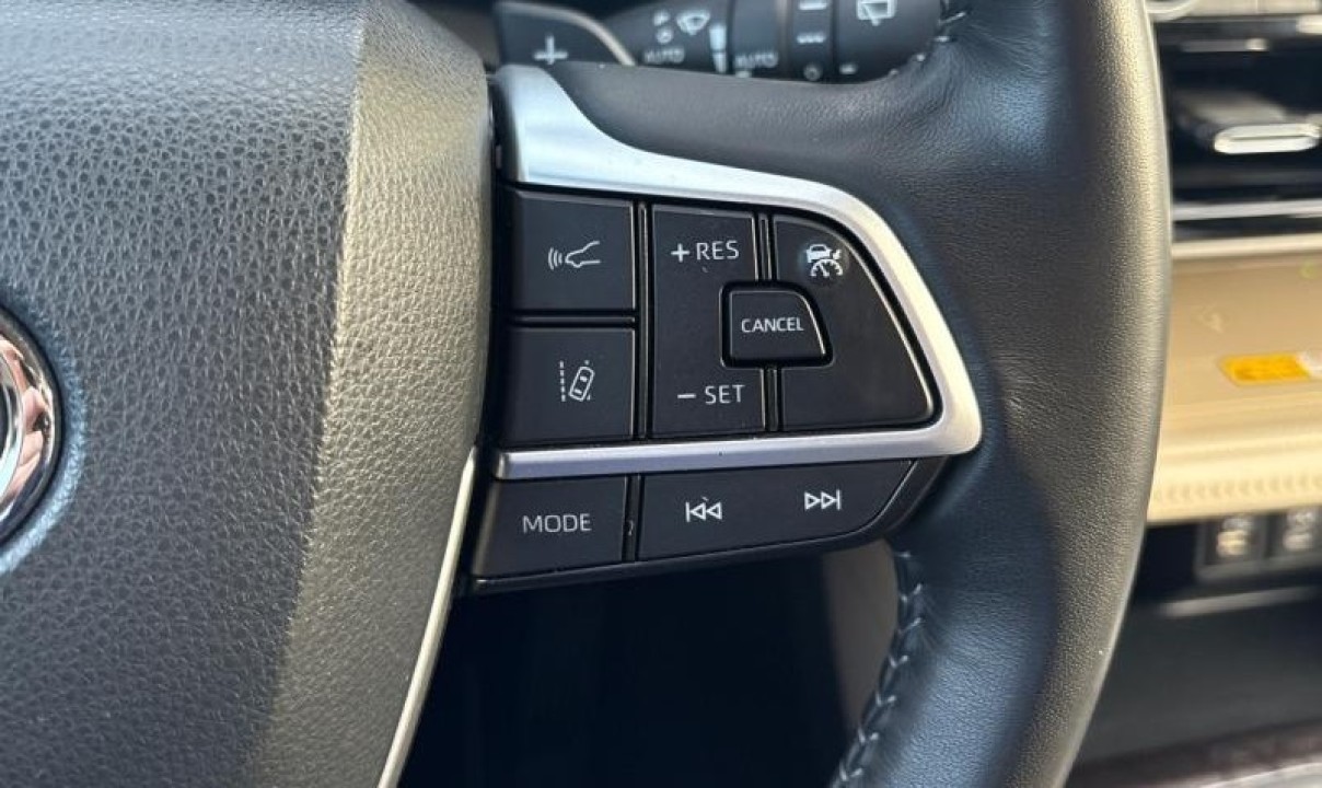 Toyota Highlander - foto 16