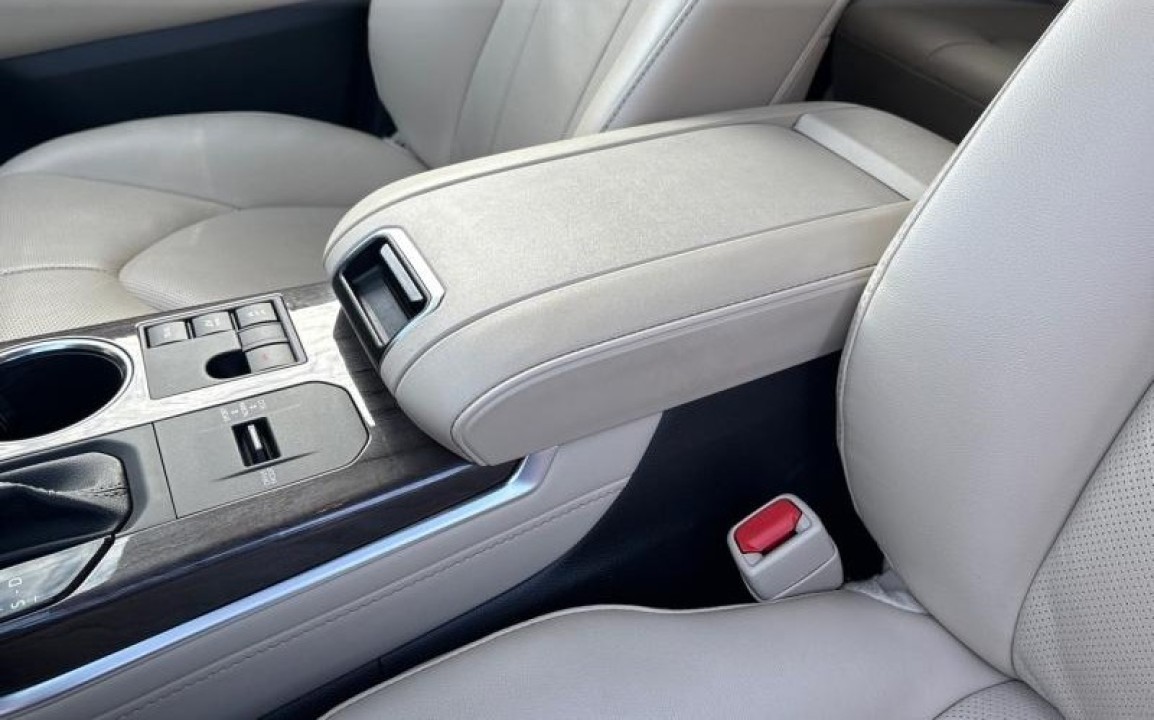 Toyota Highlander - foto 20