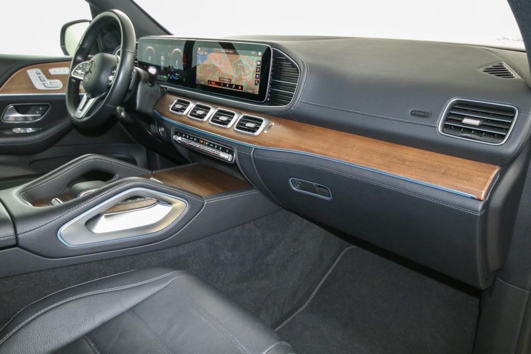 Mercedes-Benz GLE 350de 4MATIC AMG - foto 9