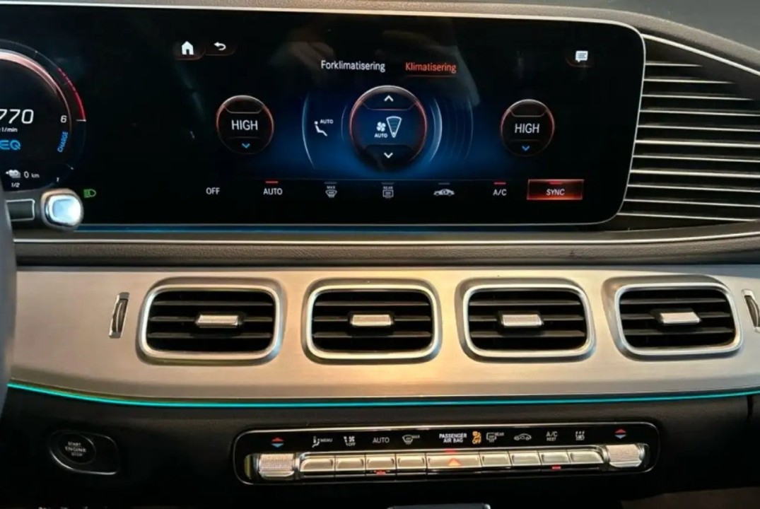 Mercedes-Benz GLE 350de 4MATIC - foto 9