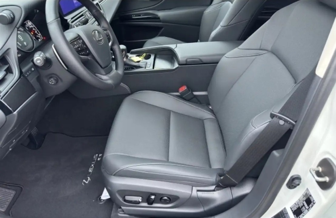 Lexus Seria ES 300h - foto 10