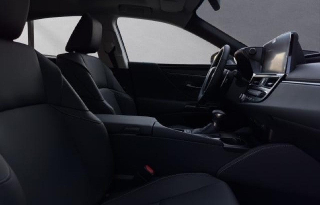 Lexus Seria ES 300h - foto 11