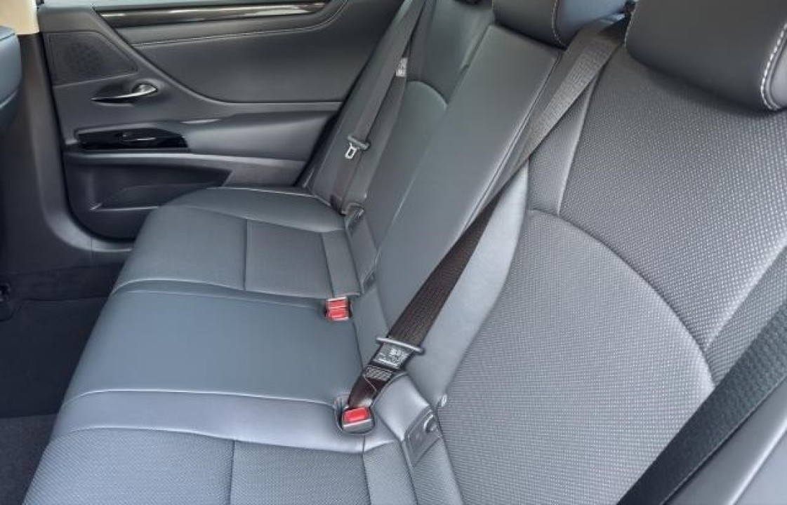 Lexus Seria ES 300h - foto 10