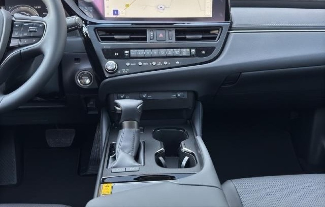 Lexus Seria ES 300h - foto 13