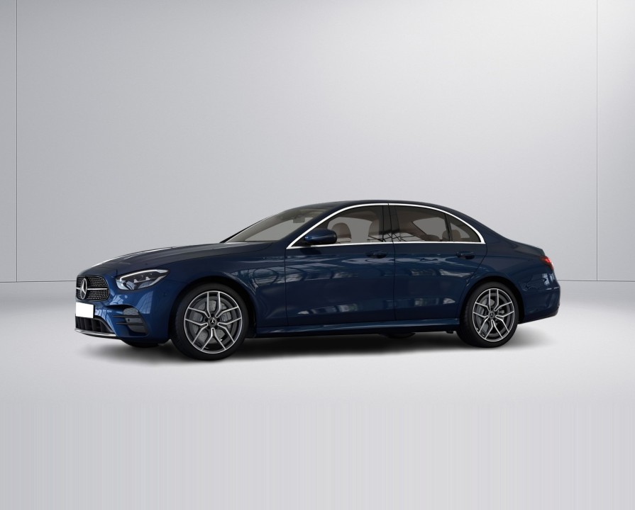 Mercedes-Benz E 300 AMG Line - foto 11