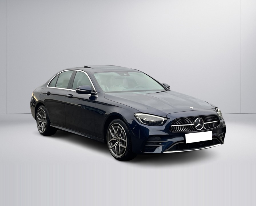 Mercedes-Benz E 300 AMG Line