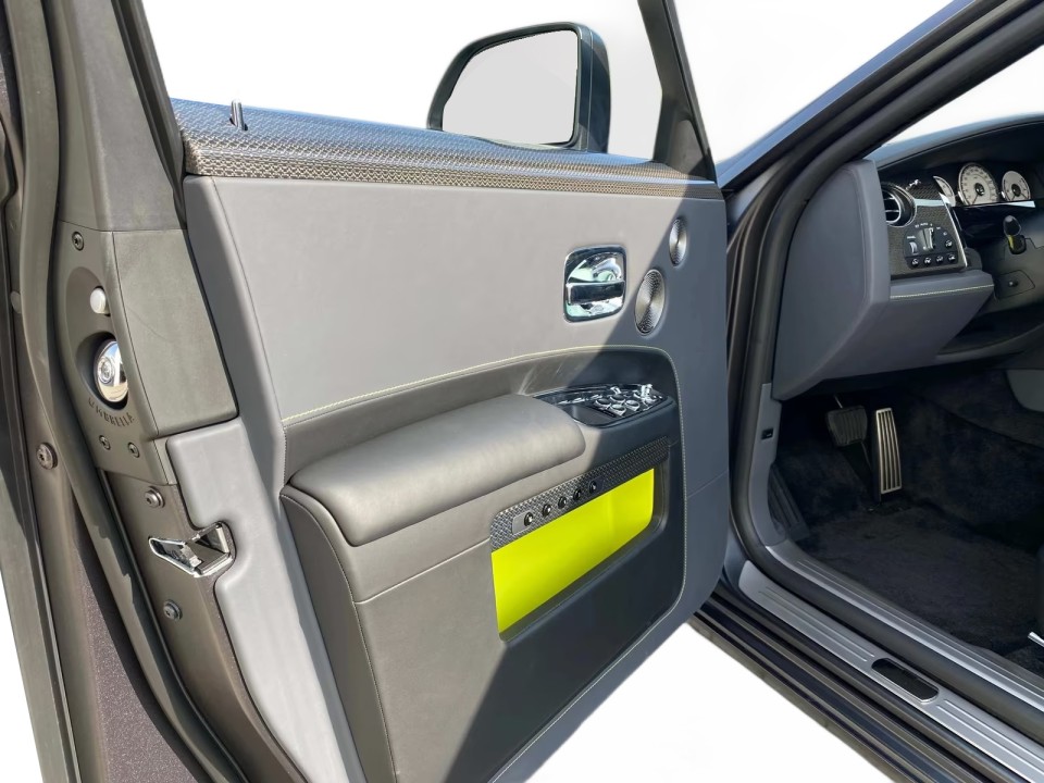 Rolls-Royce Ghost Black Badge - foto 18