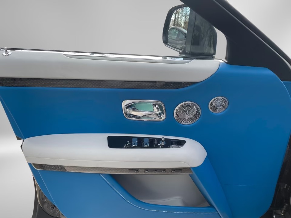 Rolls-Royce Ghost Black Badge - foto 22