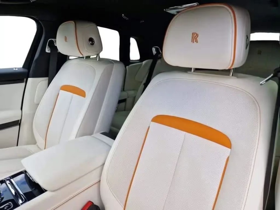 Rolls-Royce Ghost - foto 12