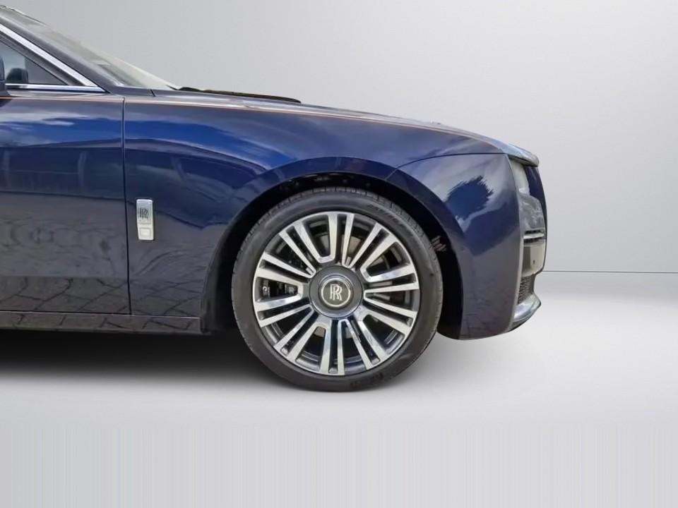 Rolls-Royce Ghost - foto 18
