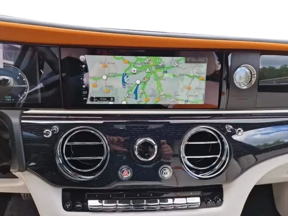 Rolls-Royce Ghost - foto 10