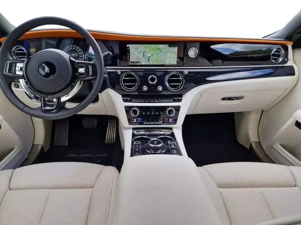 Rolls-Royce Ghost - foto 8