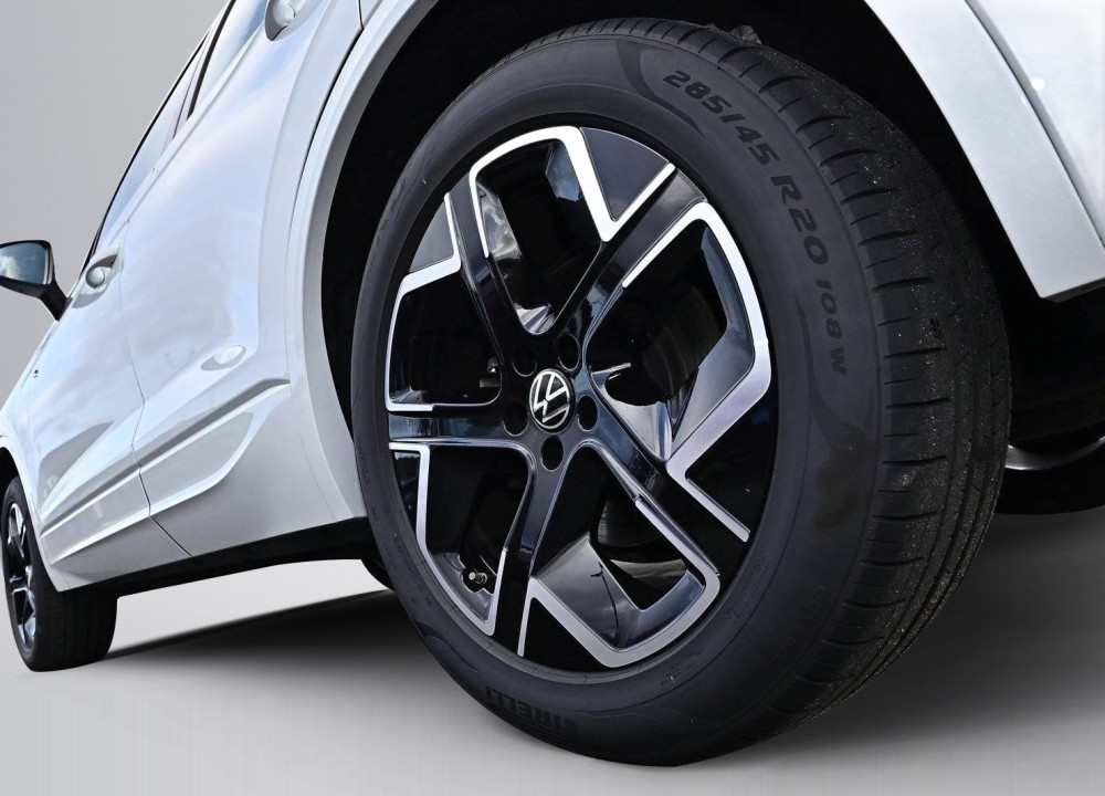 Volkswagen Touareg V6 TDI R-Line - foto 13