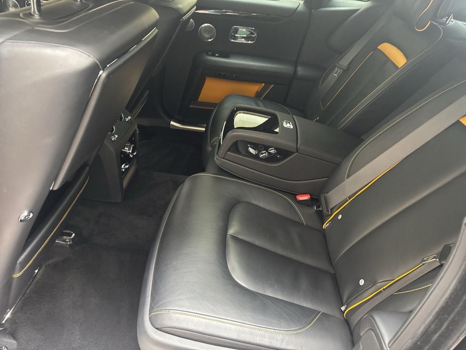 Rolls-Royce Ghost - foto 8