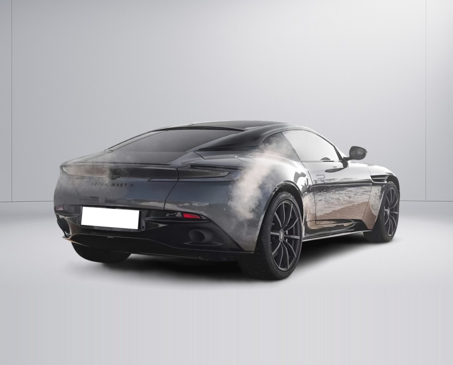 Aston Martin DB11 (4)