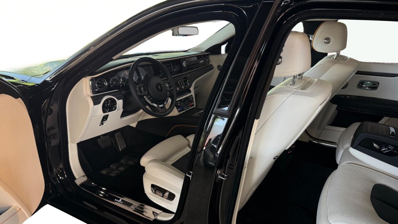 Rolls-Royce Ghost - foto 26