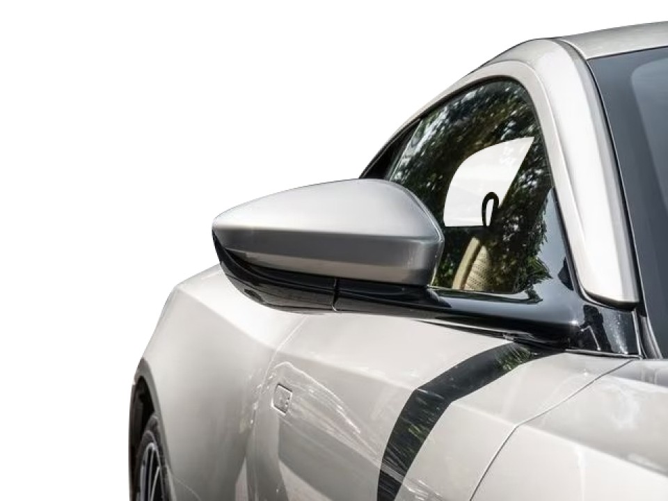 Aston Martin DB11 - foto 22