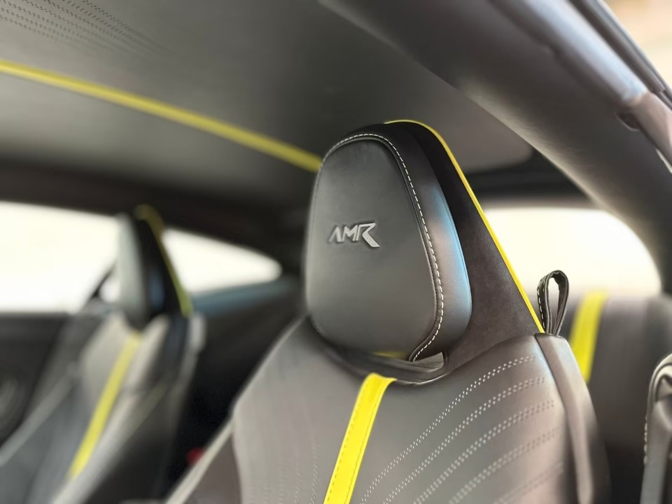 Aston Martin DB11 - foto 10