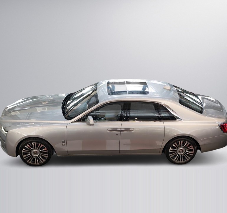 Rolls-Royce Ghost (5)