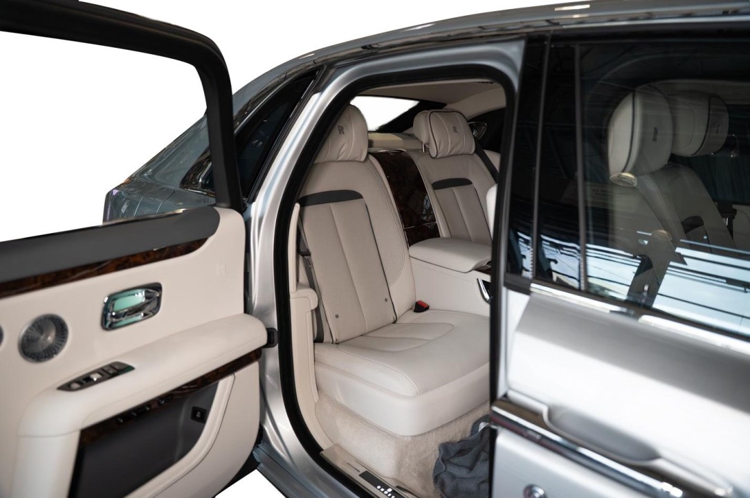 Rolls-Royce Ghost - foto 10